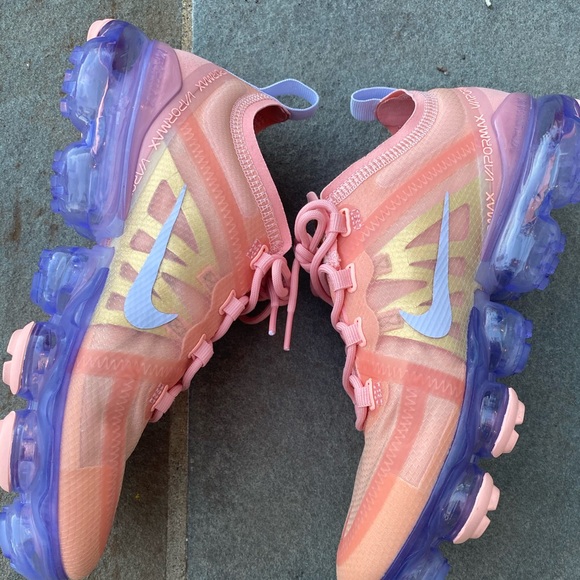 Nike Shoes - New Nike Air Vapormax